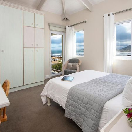 138 Marine Beachfront Guesthouse Hermanus Exterior foto
